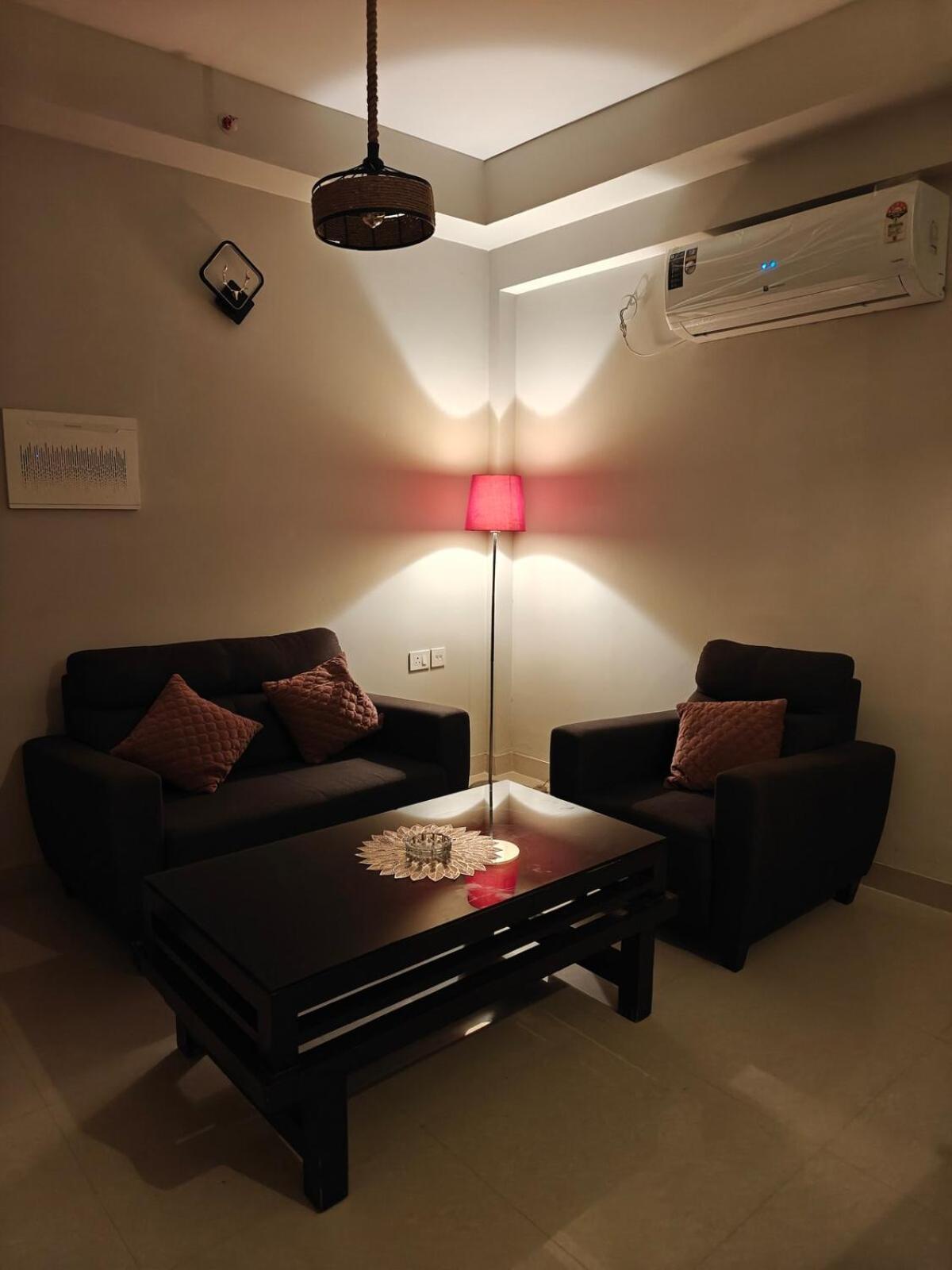 Signature 2Bhk Staycation Greater Noida Extérieur photo
