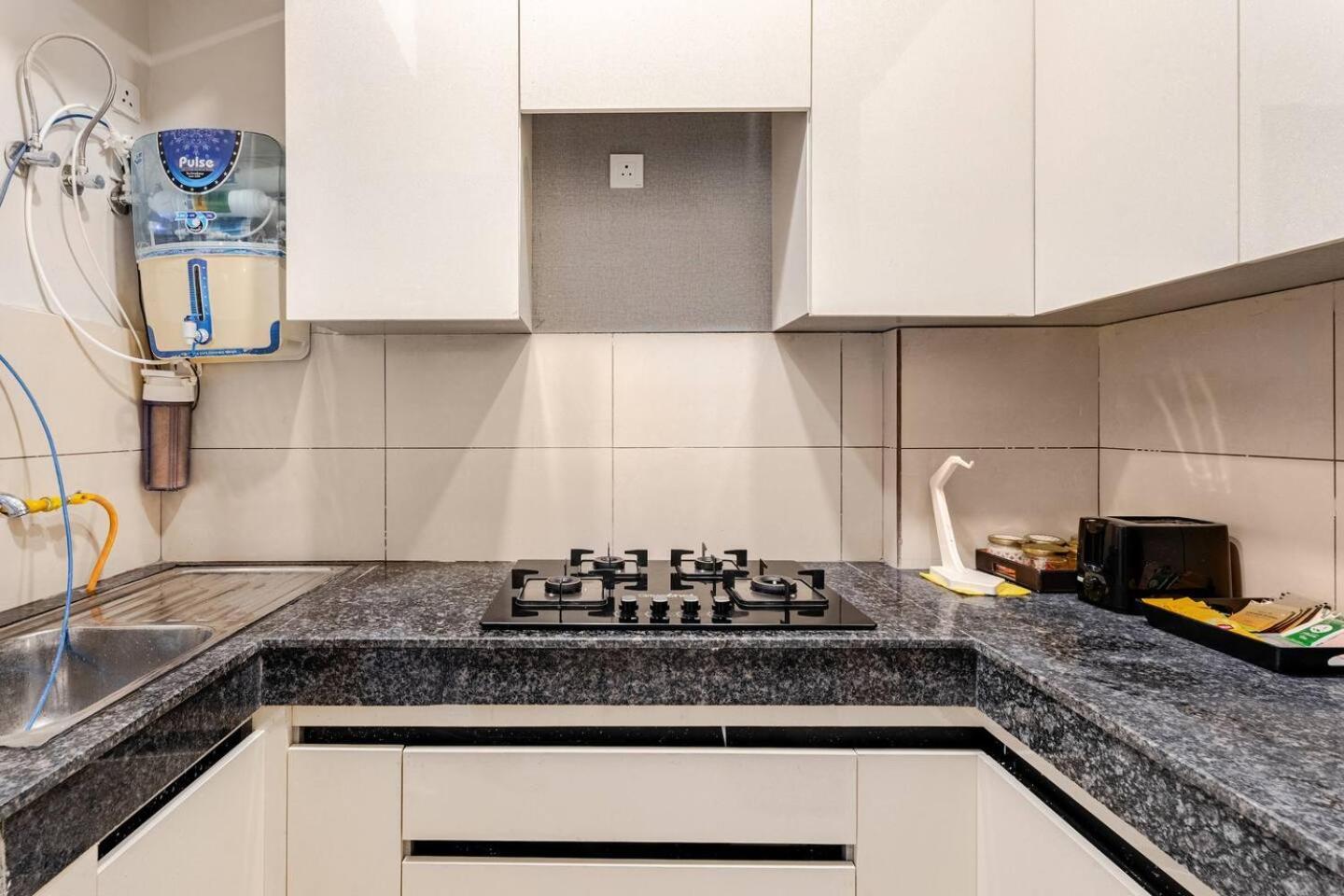 Signature 2Bhk Staycation Greater Noida Extérieur photo